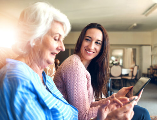 How to Help Loved Ones Trust the Decision to Receive Home Care Services